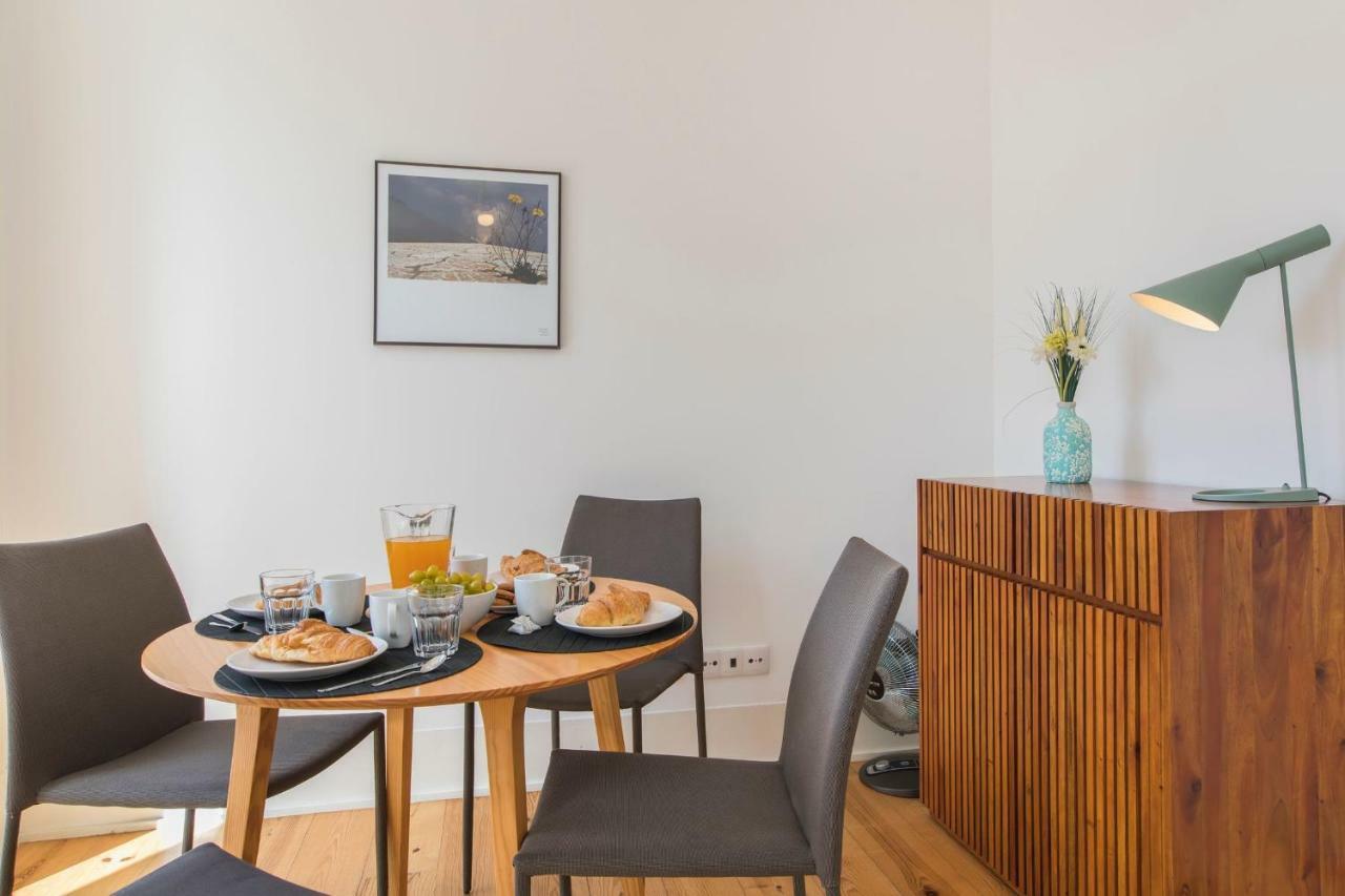 Lovelystay - Sunny Santa Catarina II Lissabon Exterior foto
